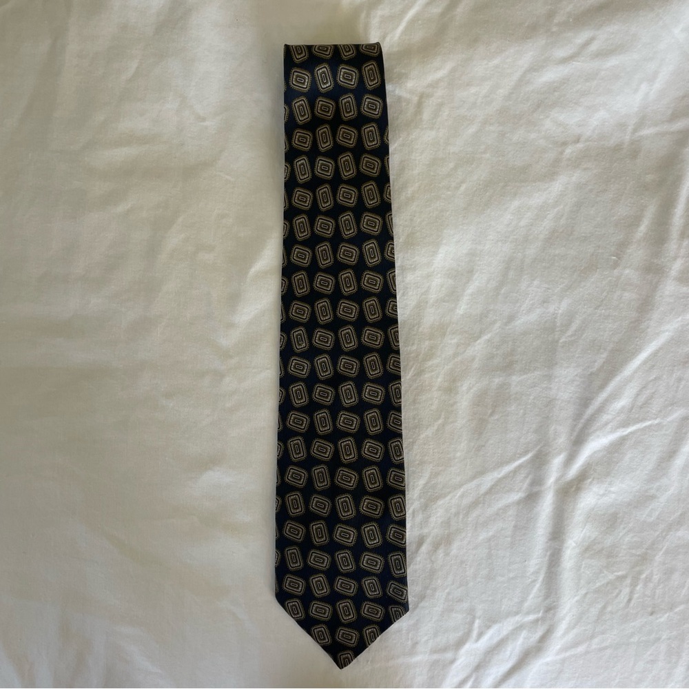Camerucci men’s silk tie